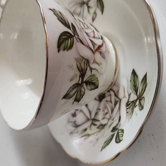 Grosvenor, Jackson, an Gosling Ltd., Bone China Teacup/Saucer, Floral Decoration - Picture 7 of 8